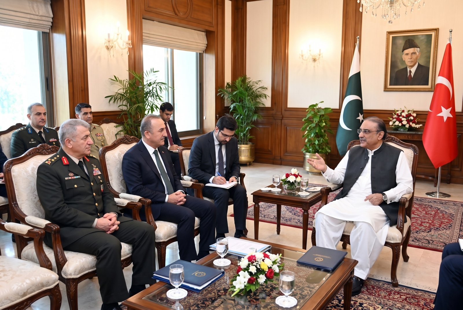 President Zardari Highlights Strong Brotherhood  and Defence Cooperation Between Pakistan and  Turkiye